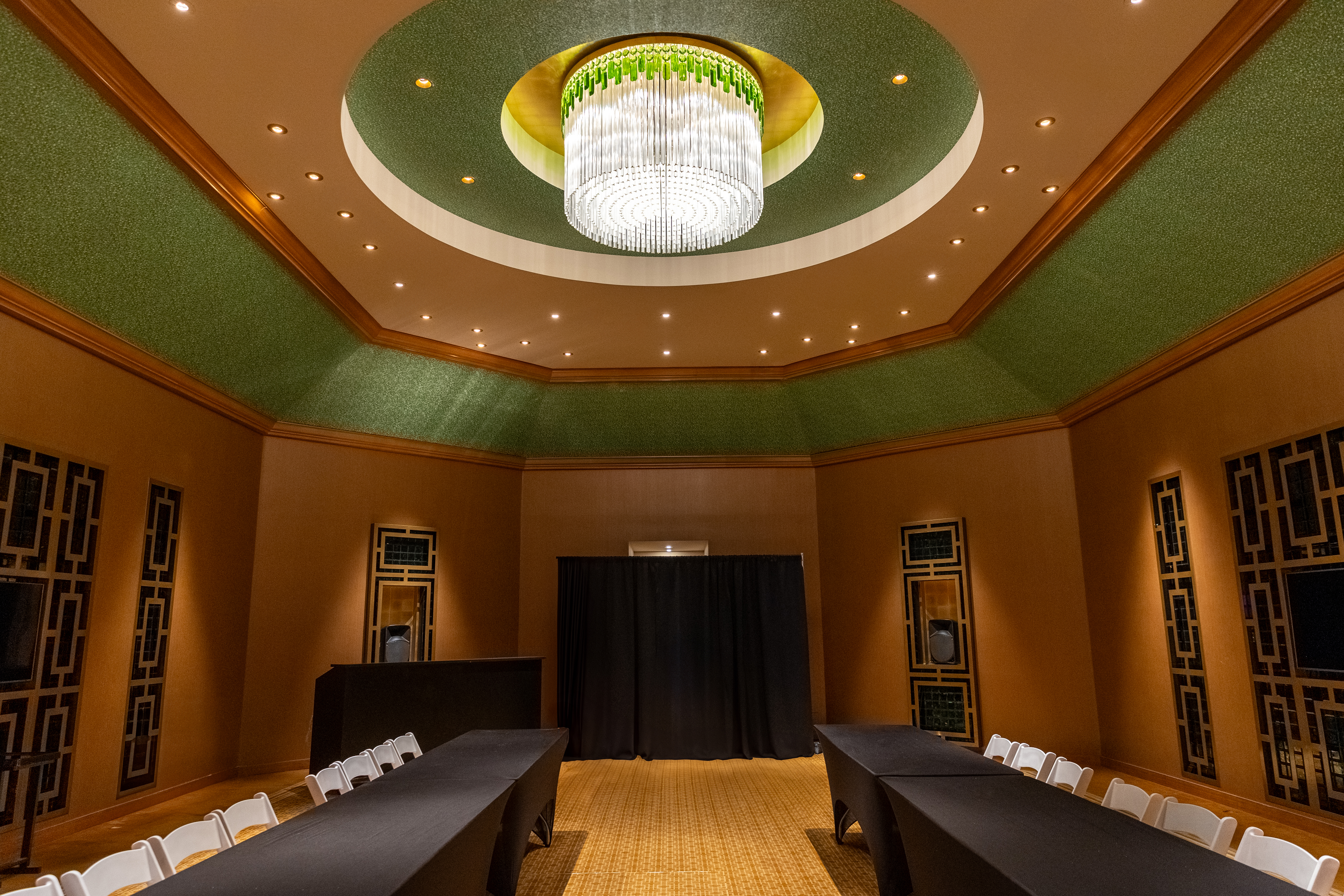 Emerald Elegance Room Wedding Reception Room